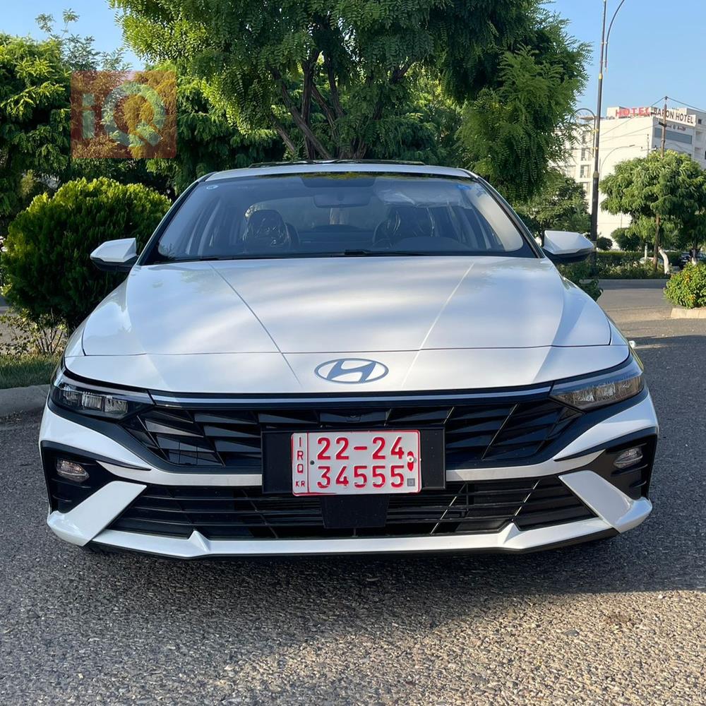 هیوندای ئەلەنترا